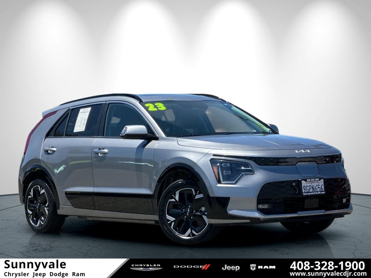 2023 Kia Niro Wave EV's photo