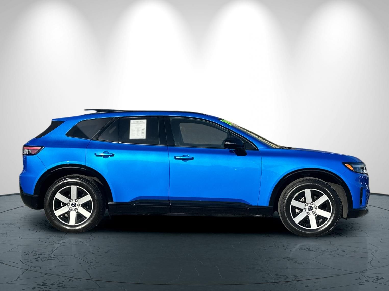 2024 Honda Prologue Touring photo 2