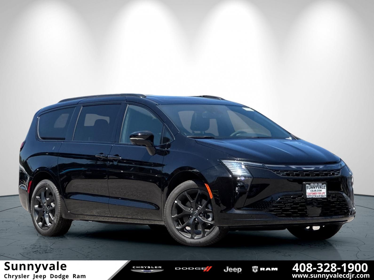 2027 Chrysler Pacifica LIMITED AWD Passenger Van