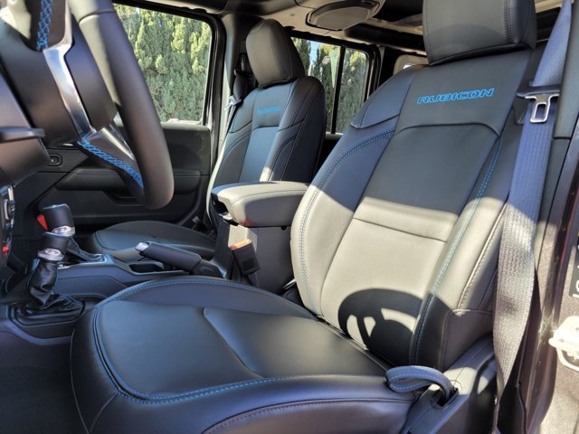 2023 Jeep Wrangler 4xe Rubicon Sport photo 4