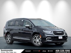 2026 Chrysler Pacifica PINNACLE AWD Passenger Van