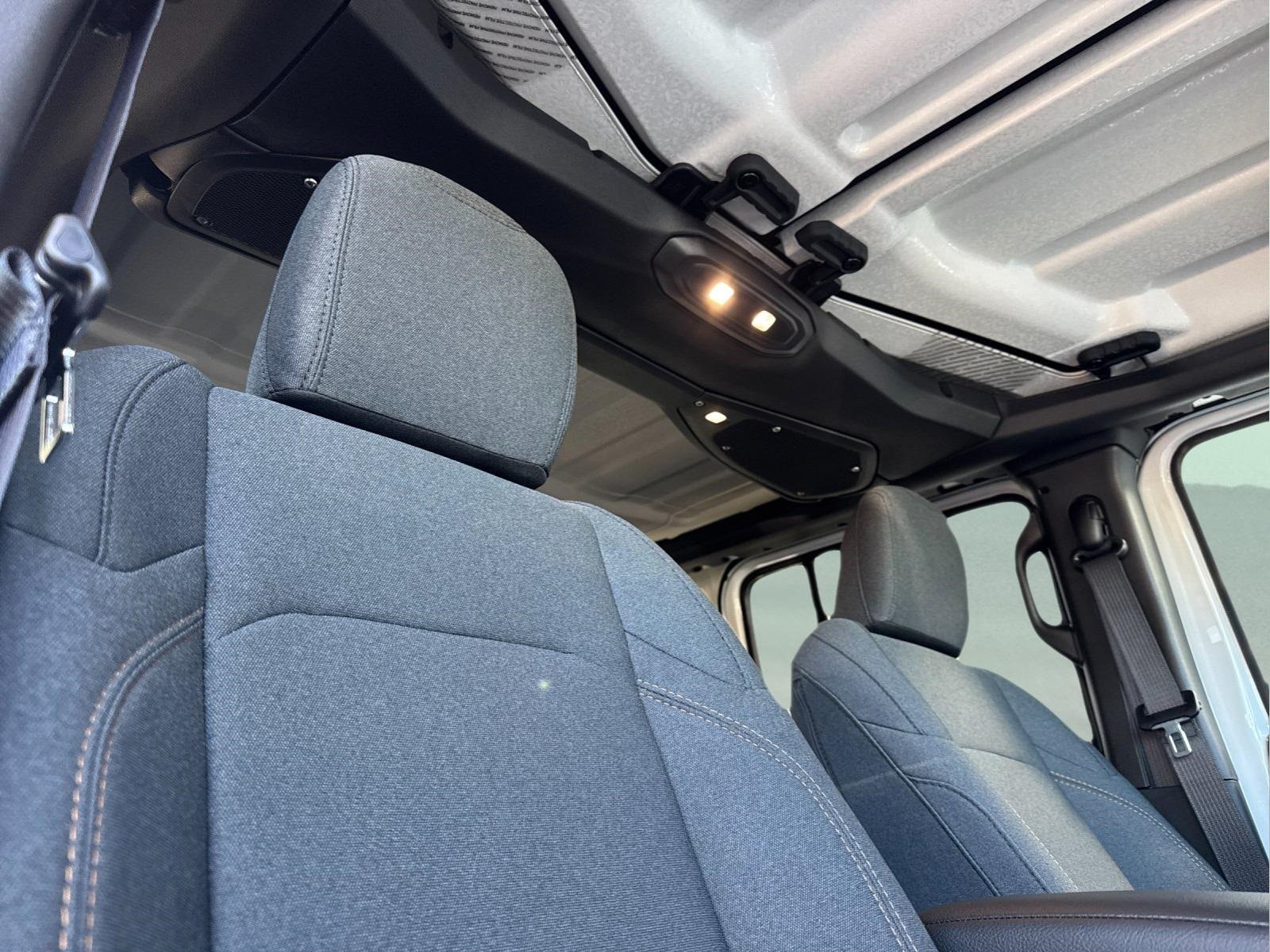 2026 Jeep Wrangler 4-Door Willys - Photo 17