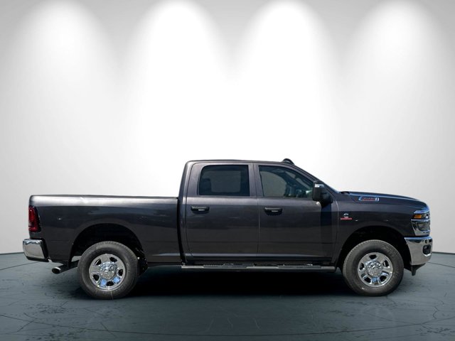 2025 Ram 3500 Tradesman photo 3
