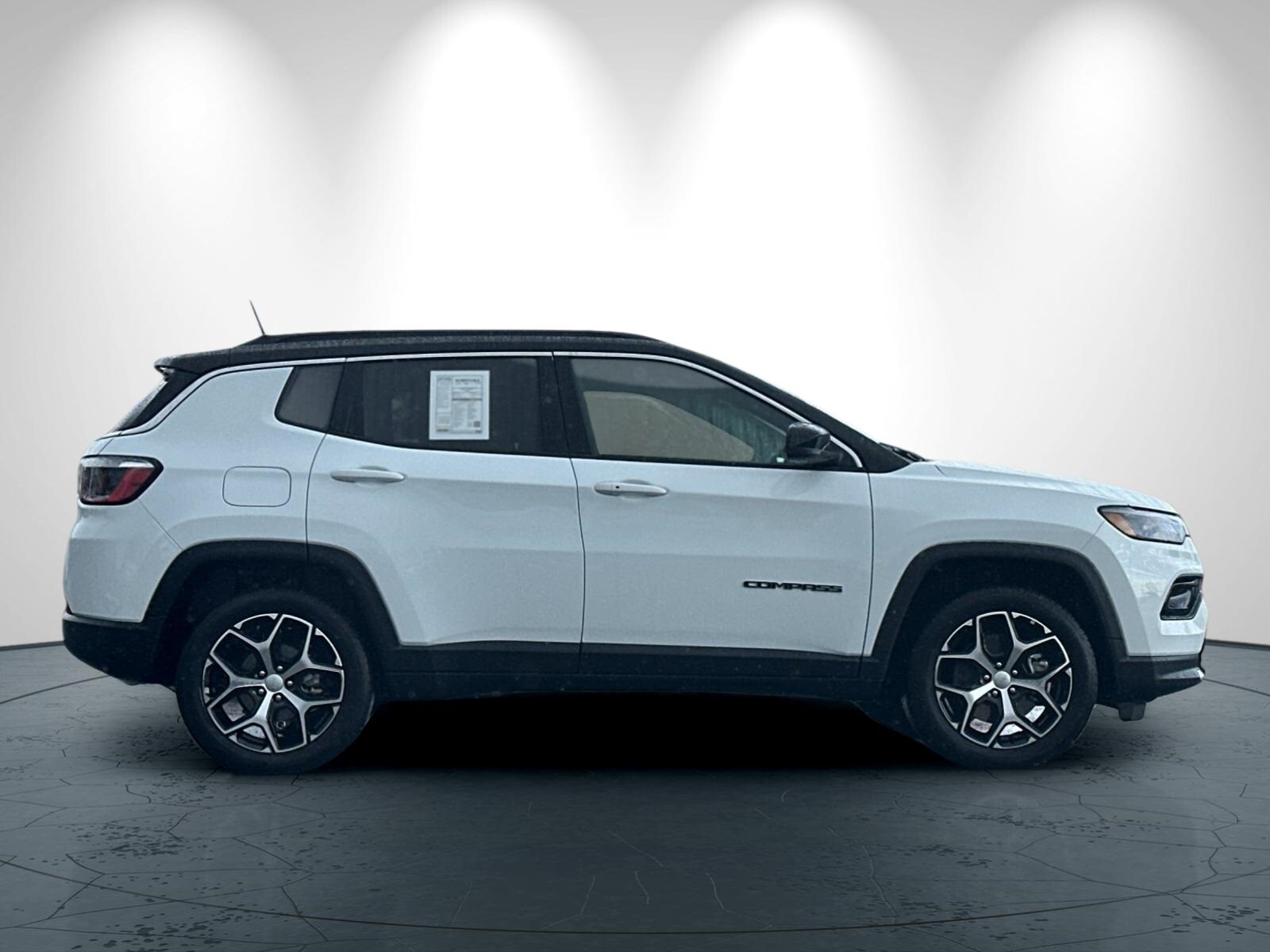 2024 Jeep Compass Limited photo 2