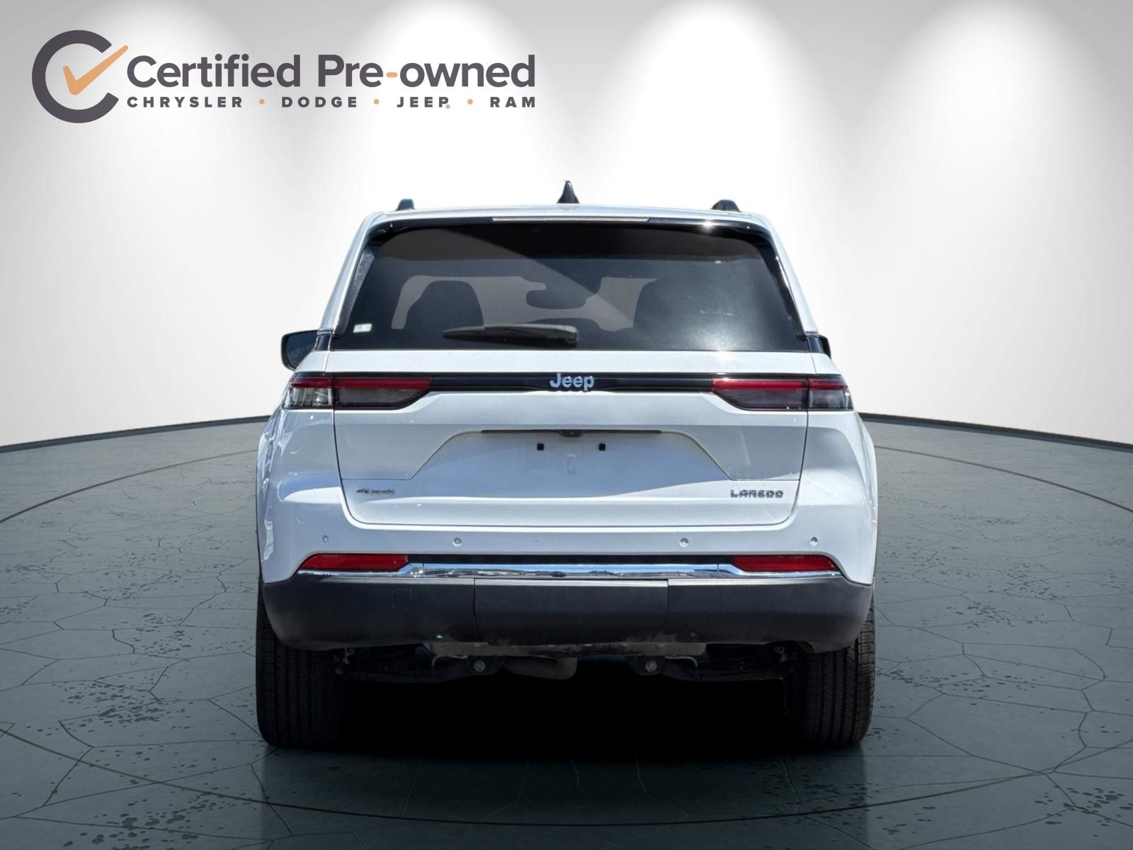 2024 Jeep Grand Cherokee Laredo photo 4