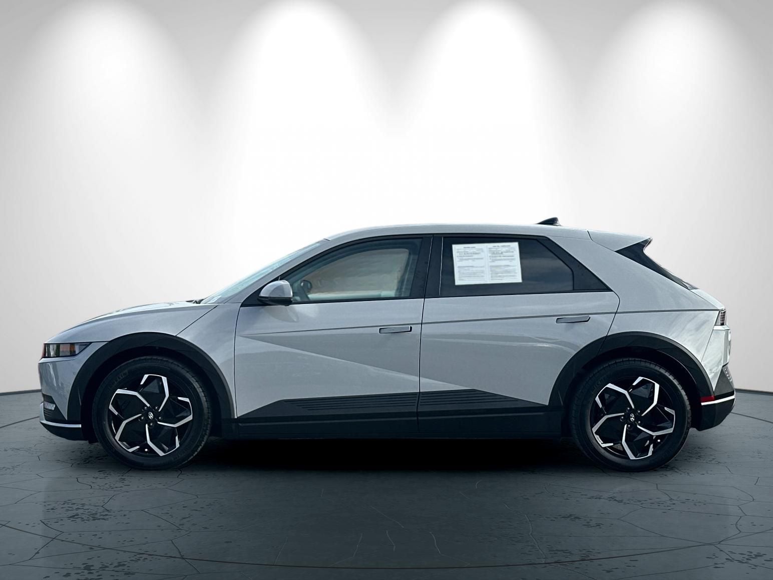 2024 Hyundai IONIQ 5 SEL photo 6