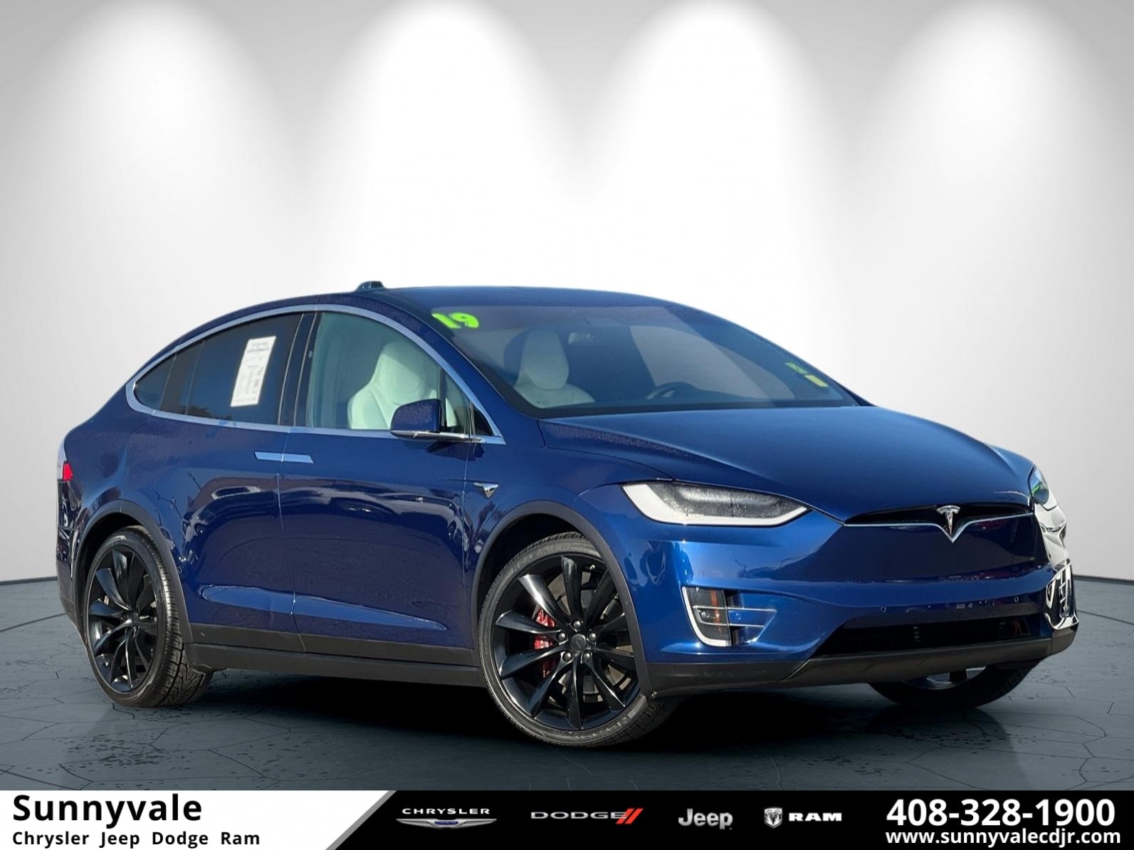 2019 Tesla Model X's photo