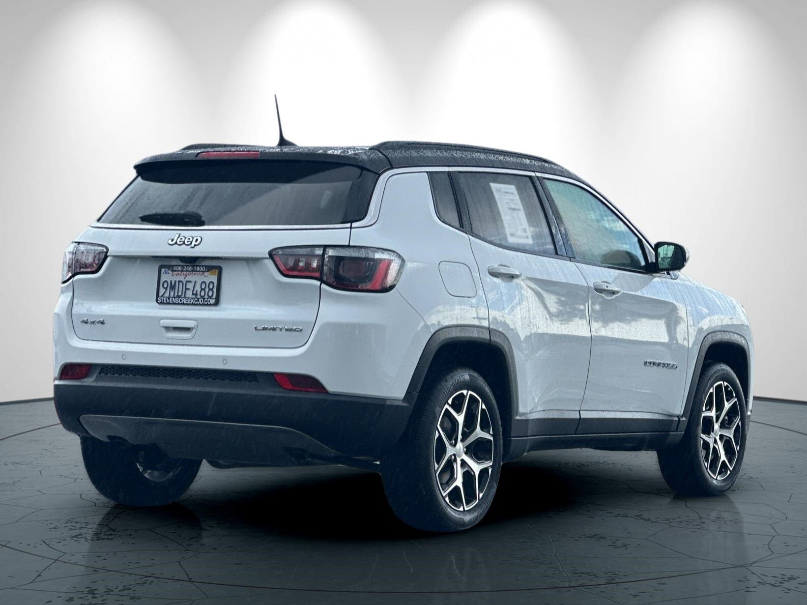 2024 Jeep Compass Limited photo 3