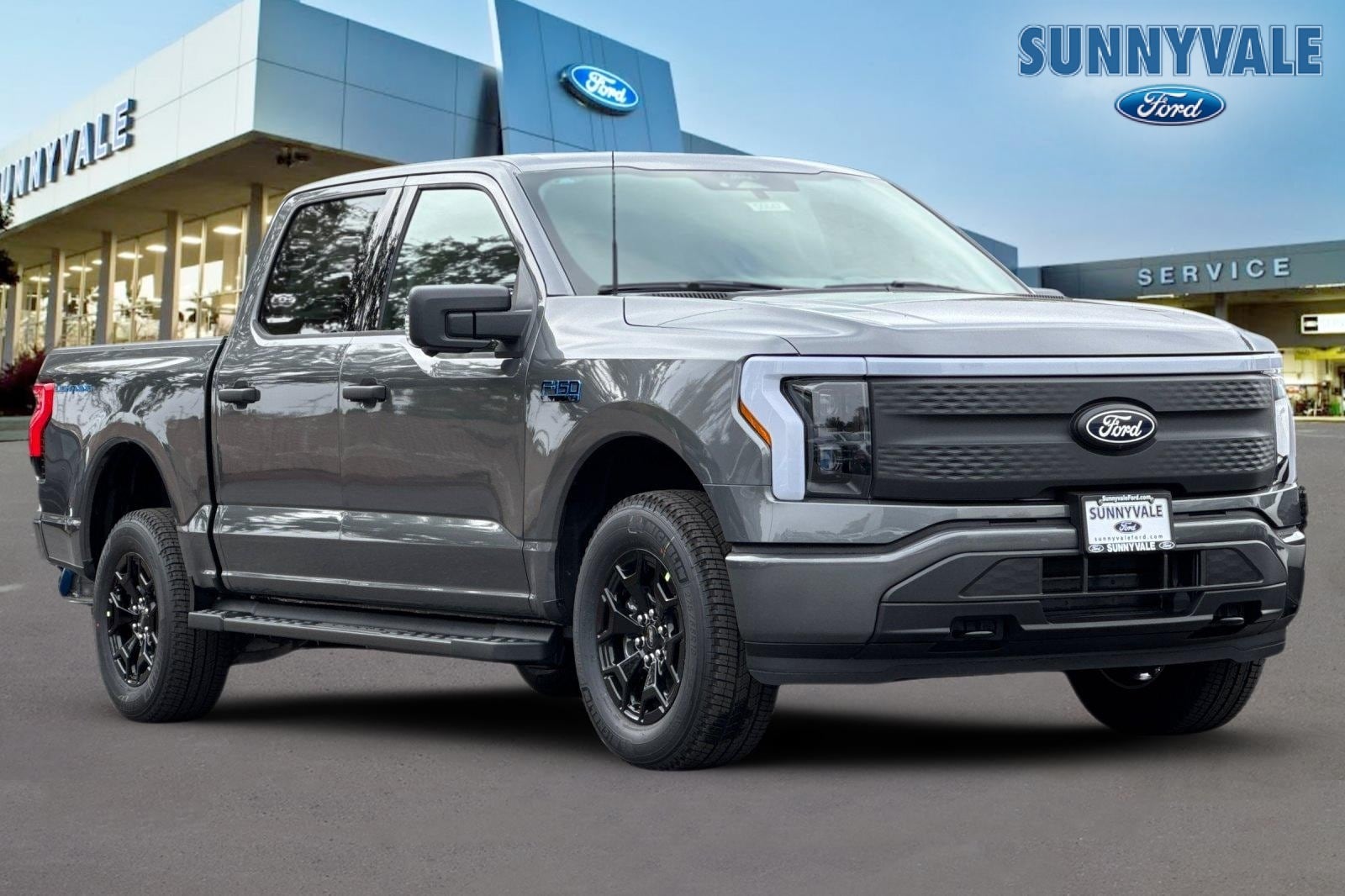 2025 Ford F-150 Lightning Truck SuperCrew Cab 