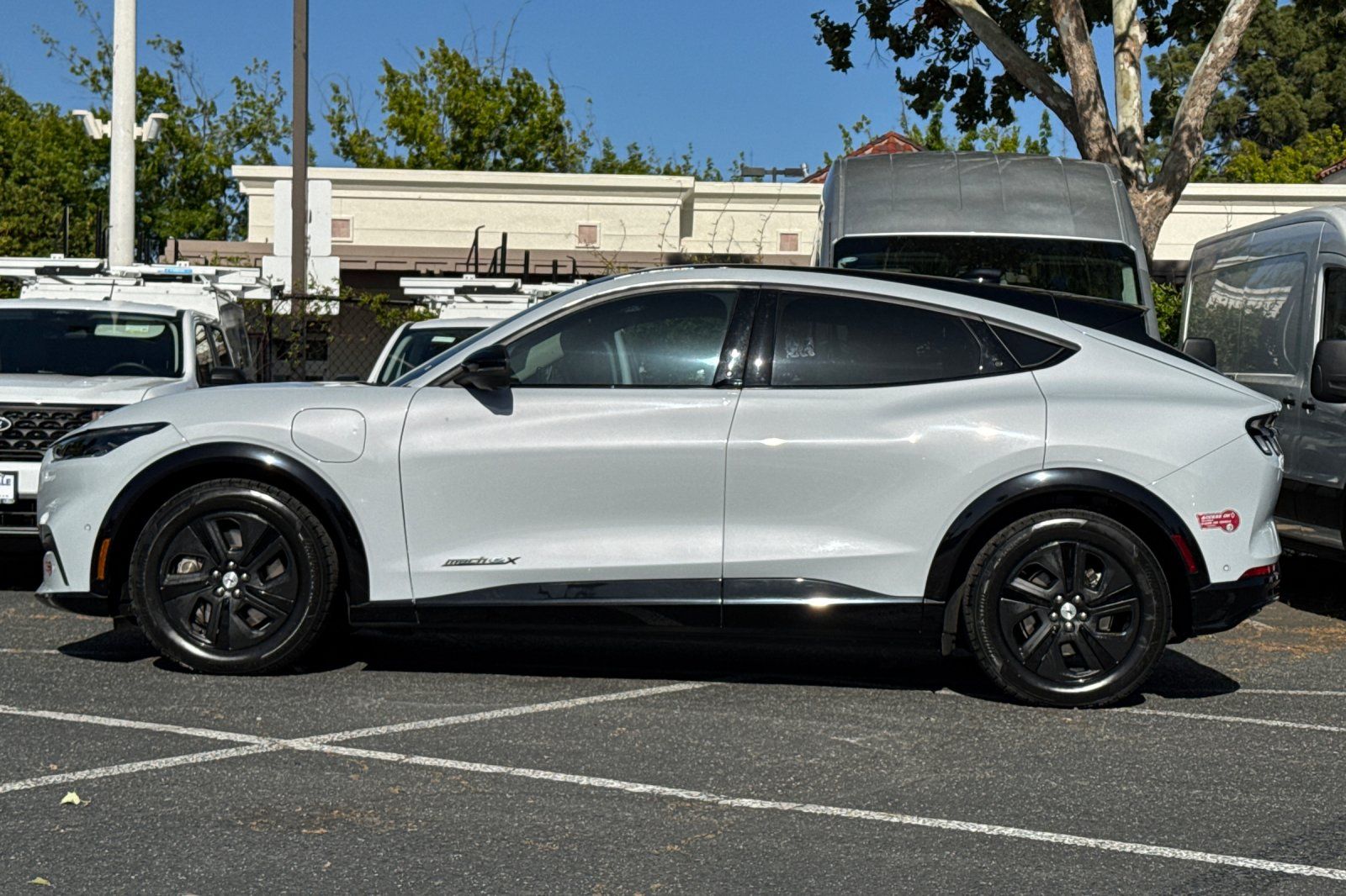 2023 Ford Mustang Mach-E California Route 1 photo 3