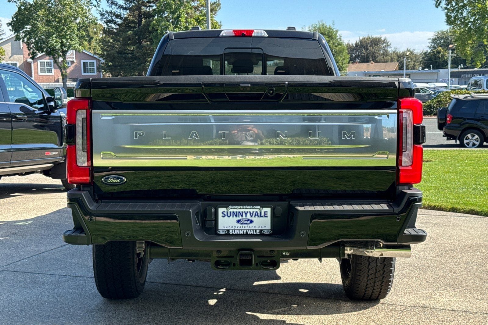View vehicle photo 6
