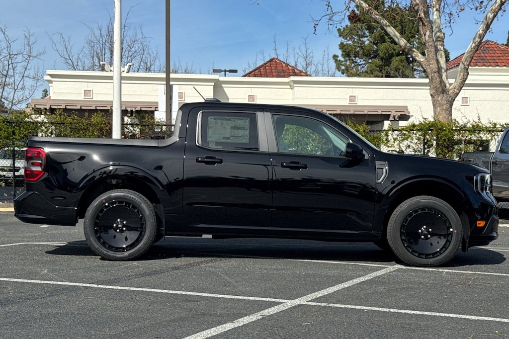 New 2026 Ford Maverick Lobo Standard Truck