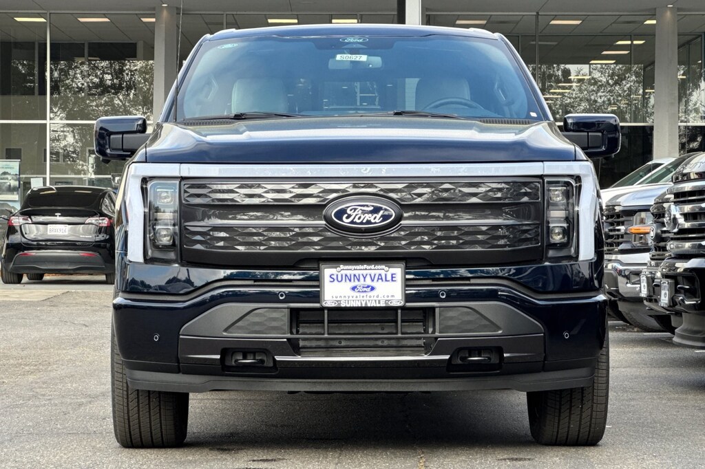 New 2025 Ford F-150 Lightning Platinum Truck SuperCrew Cab