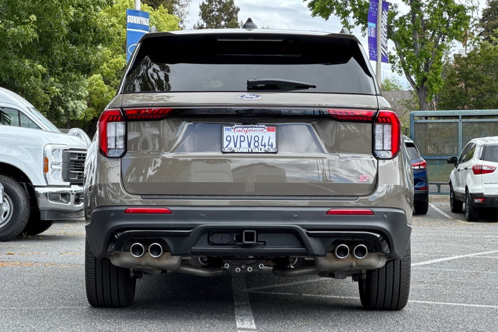 2026 Ford Explorer ST photo 5