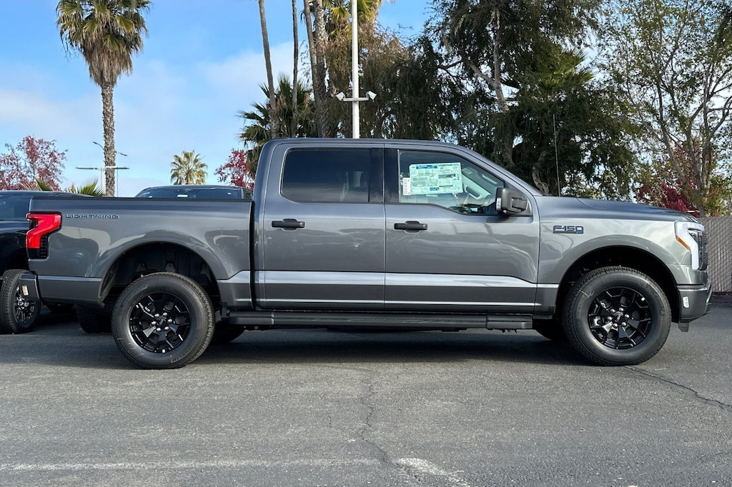 New 2025 Ford F-150 Lightning XLT Truck SuperCrew Cab