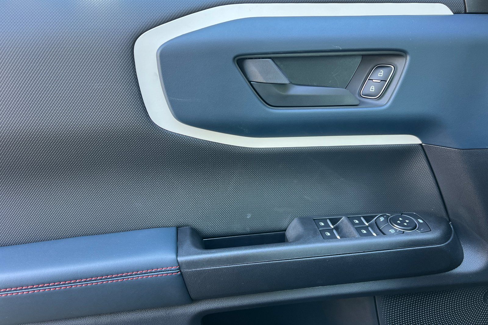 2025 Ford Bronco Sport Heritage - Photo 10