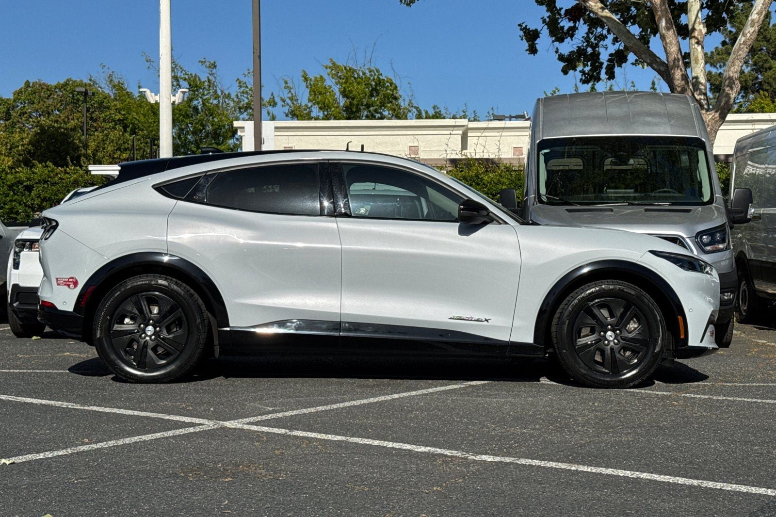 2023 Ford Mustang Mach-E California Route 1 photo 2