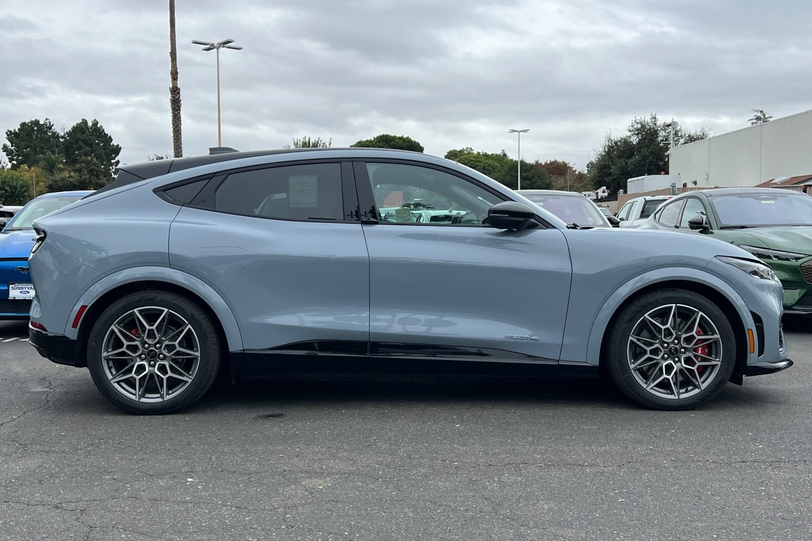 2025 Ford Mustang Mach-E GT photo 3