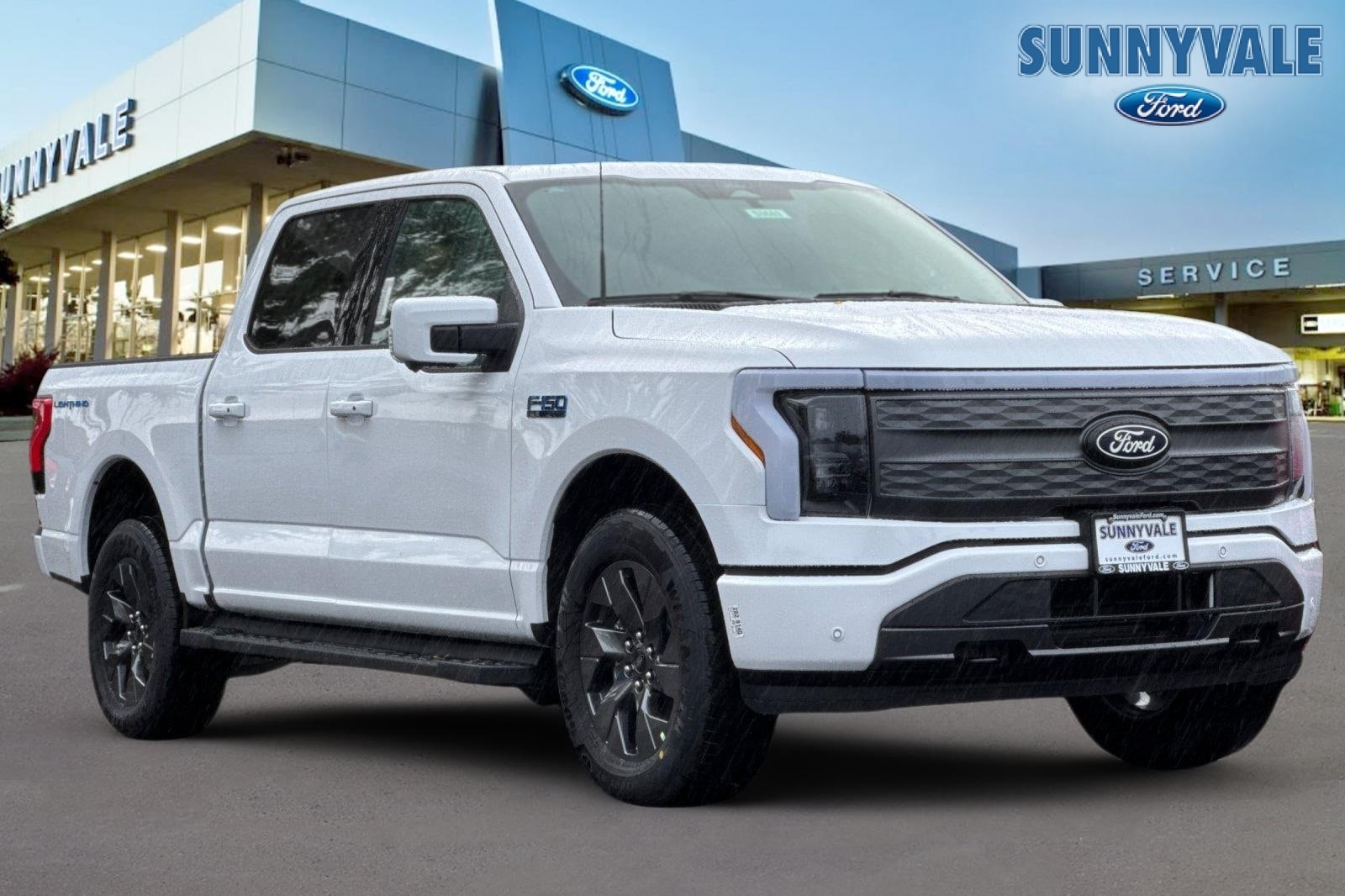 2025 Ford F-150 Lightning Truck SuperCrew Cab 