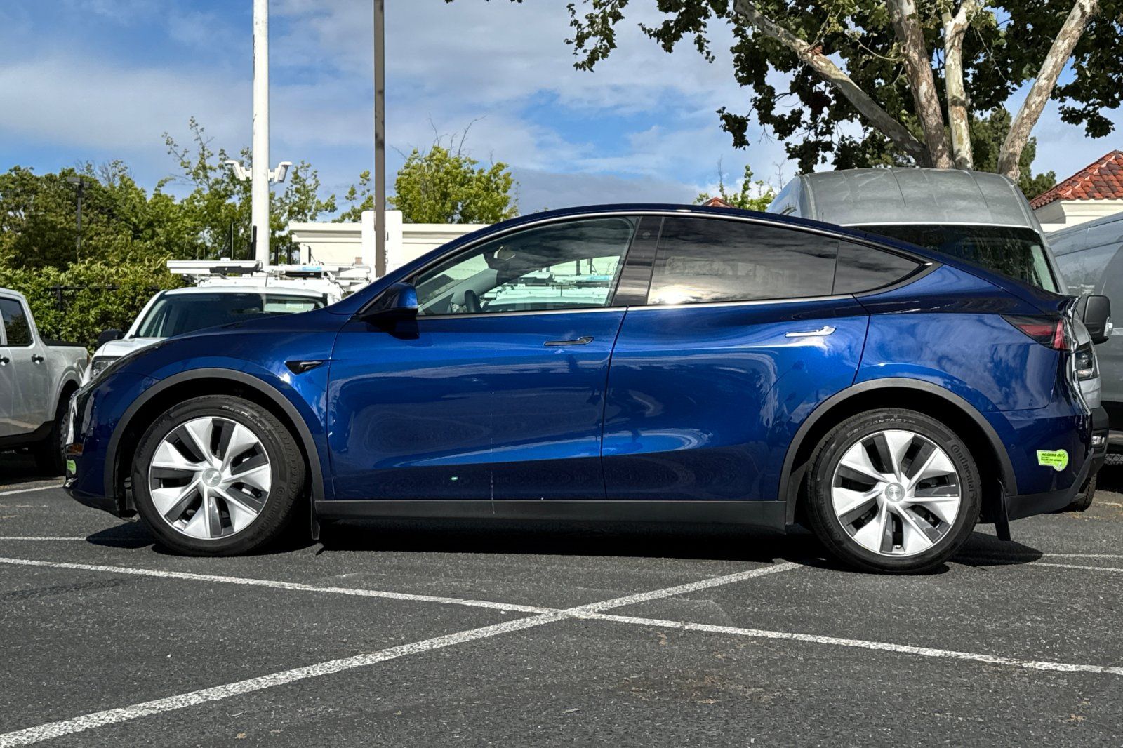 2023 Tesla Model Y Long Range photo 6