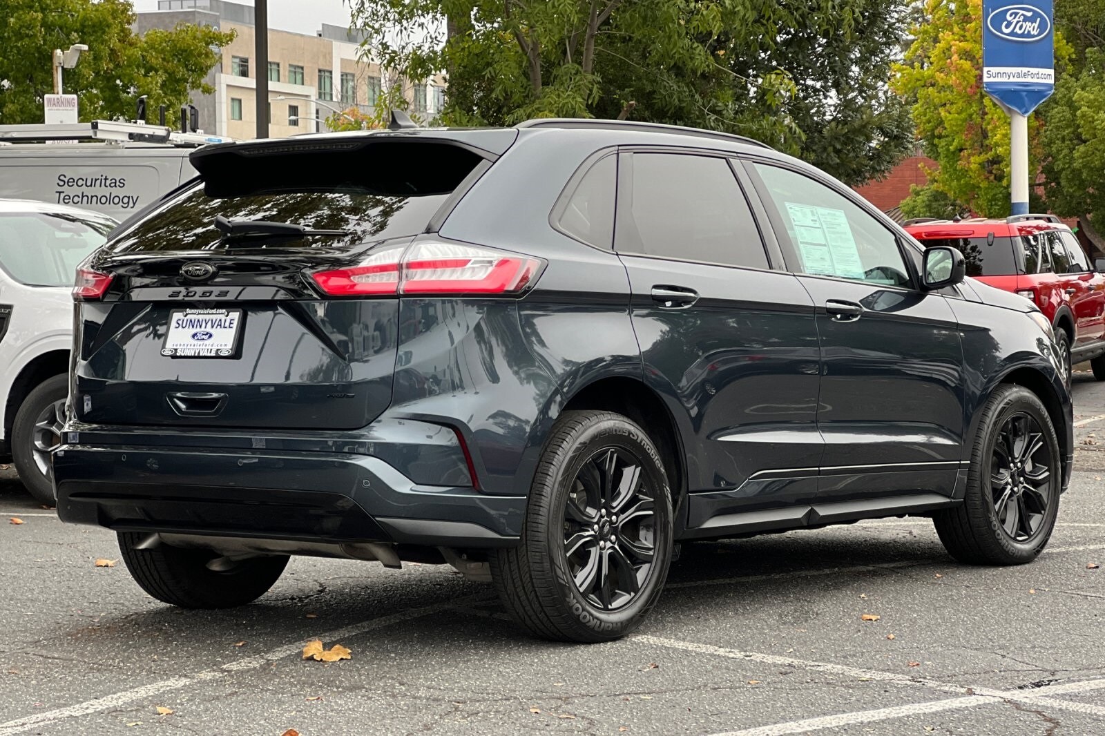 2022 Ford Edge SE photo 4