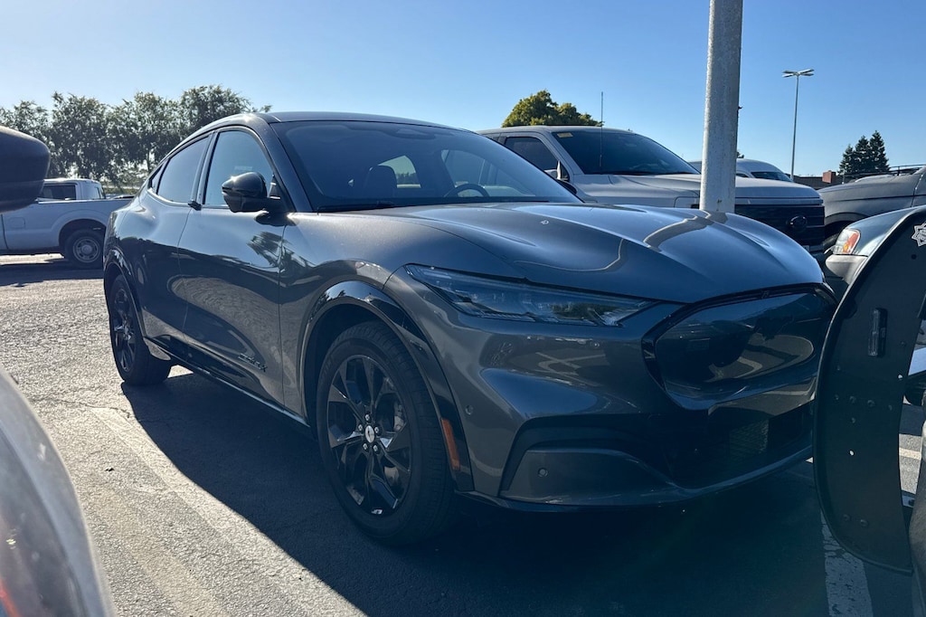 Used 2023 Ford Mustang Mach-E Premium SUV