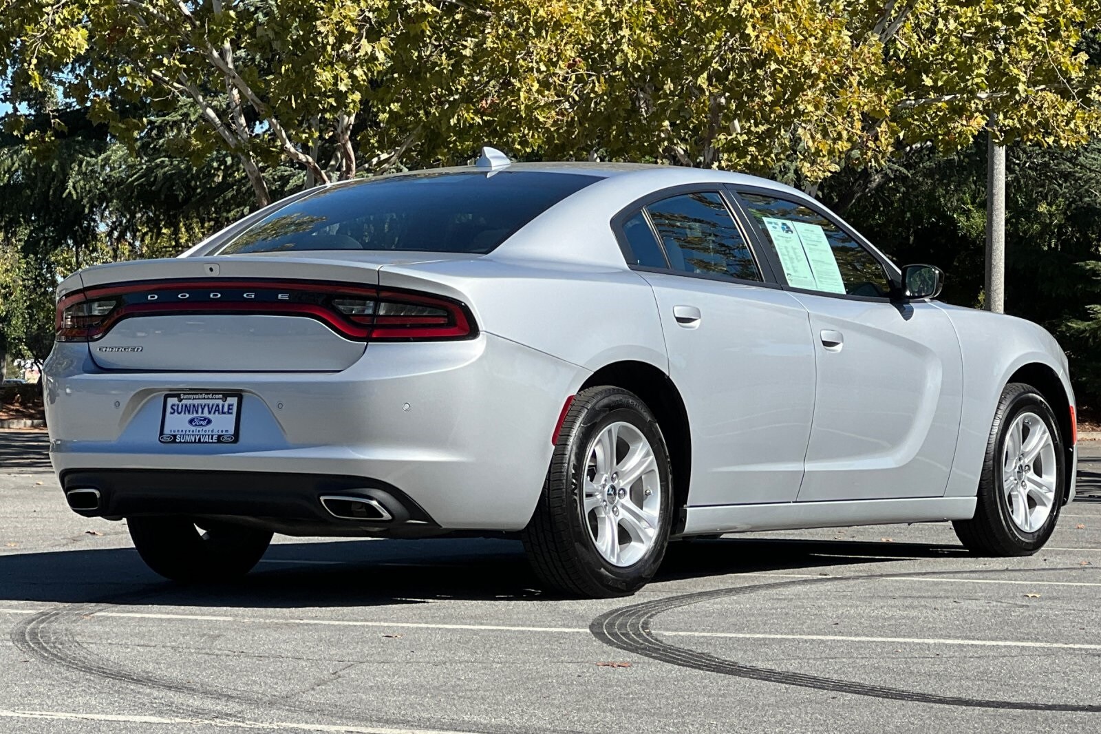 2023 Dodge Charger SXT photo 3