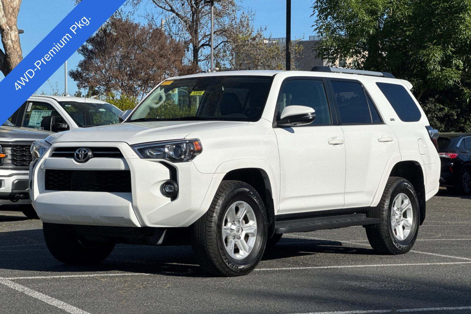 2024 Toyota 4Runner SR5 Premium photo 3
