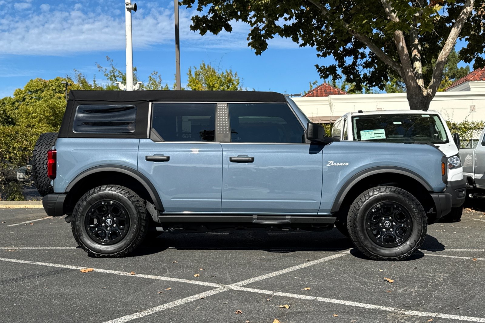 Certified 2023 Ford Bronco Black Diamond SUV