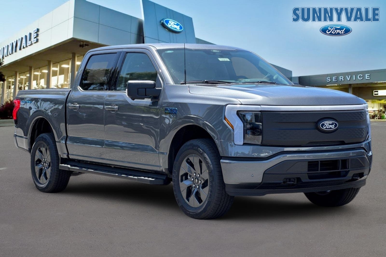 2025 Ford F-150 Lightning Flash's photo