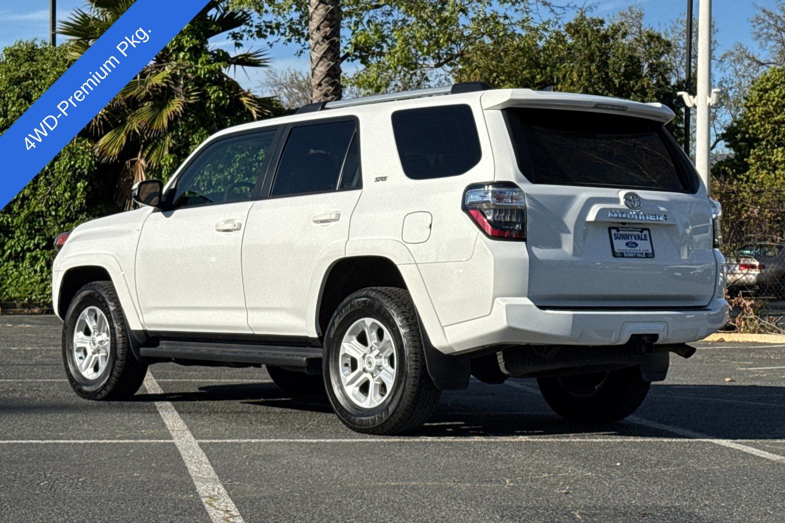 2024 Toyota 4Runner SR5 Premium photo 5