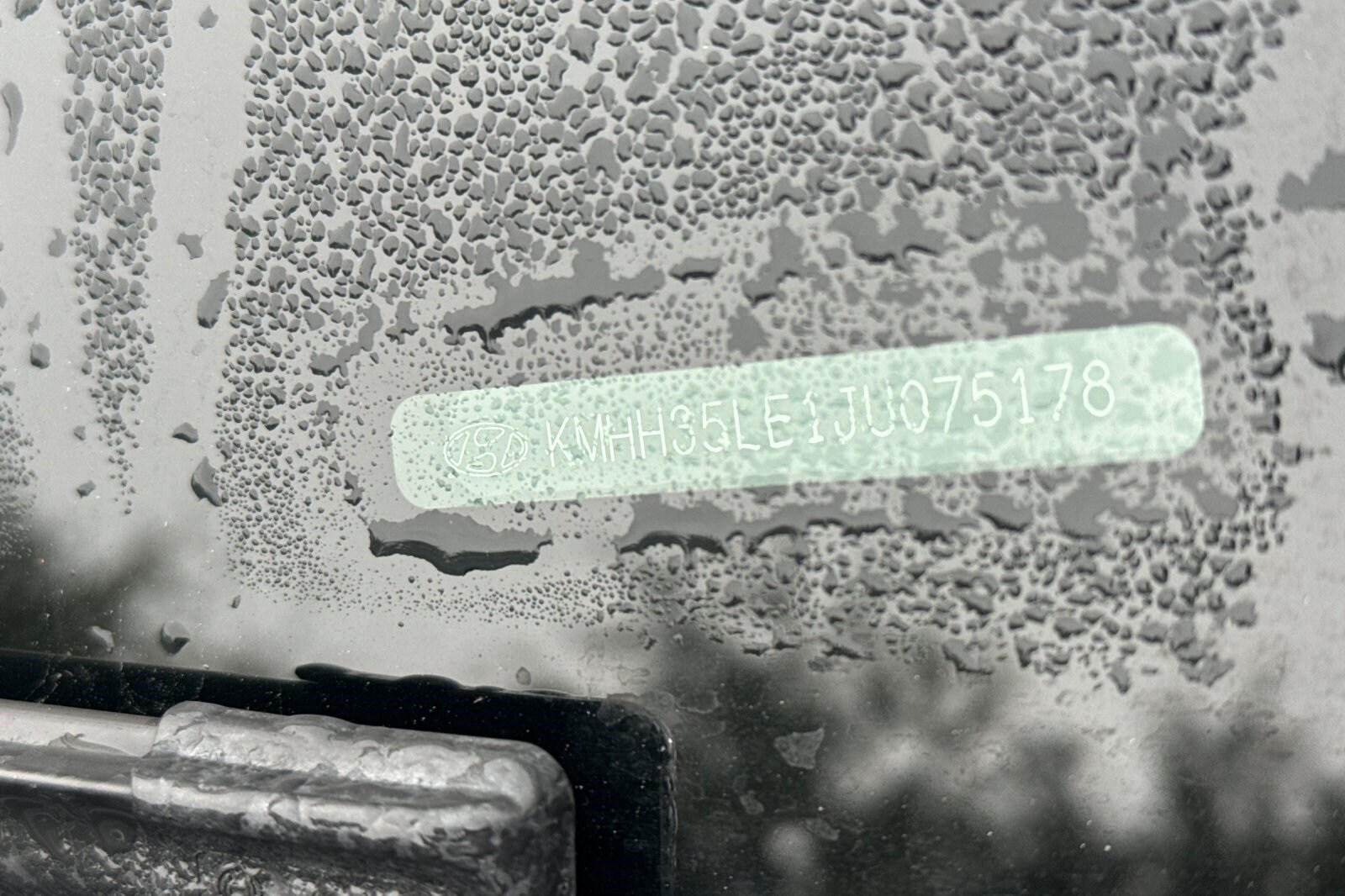 2018 Hyundai Elantra GT Base photo 2