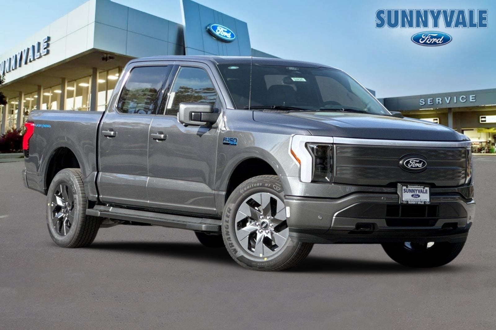 2025 Ford F-150 Lightning Truck SuperCrew Cab 