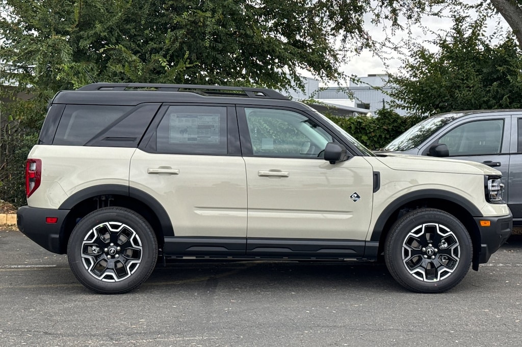 New 2025 Ford Bronco Sport Outer Banks SUV