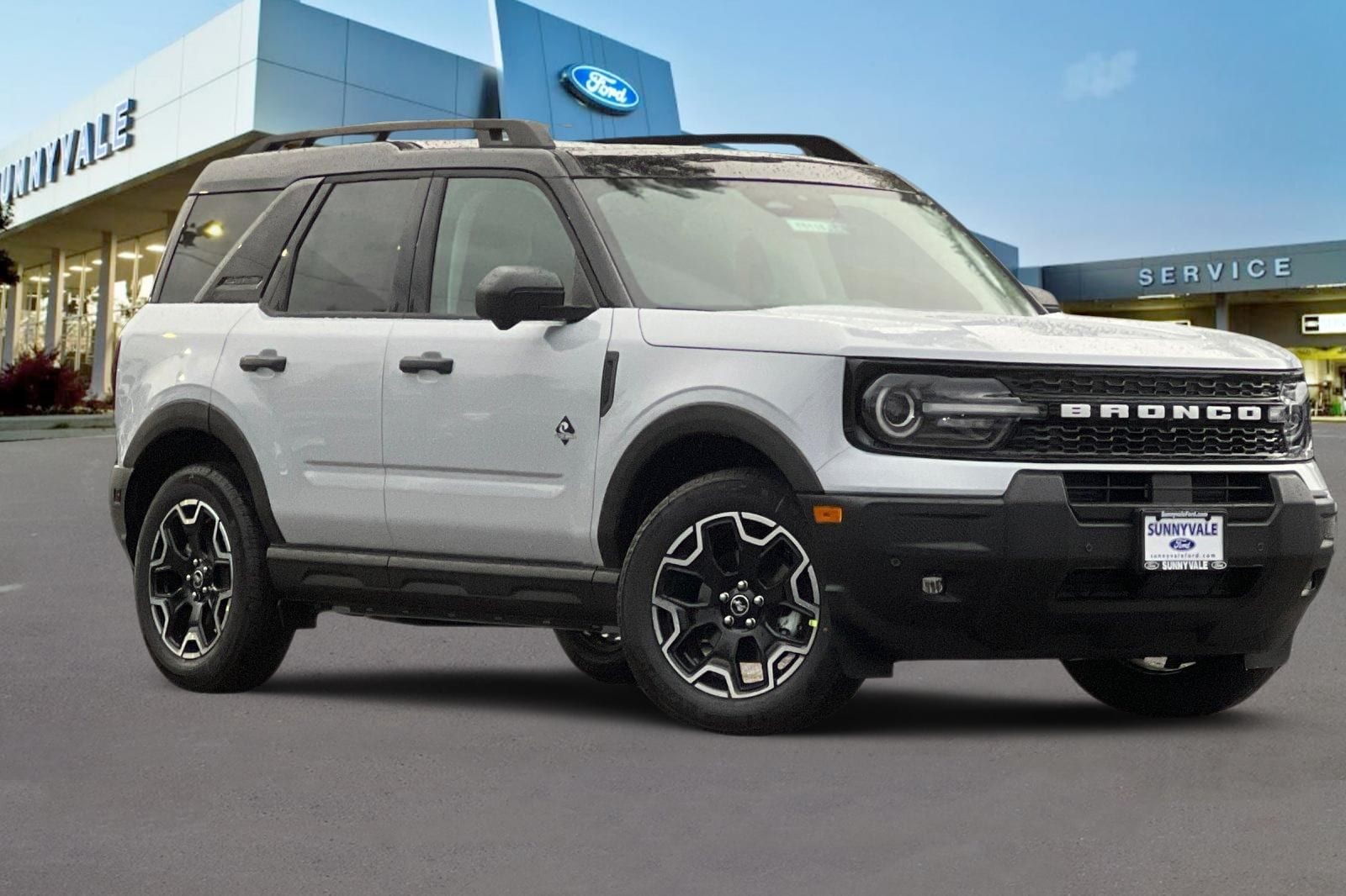 View vehicle photo 2