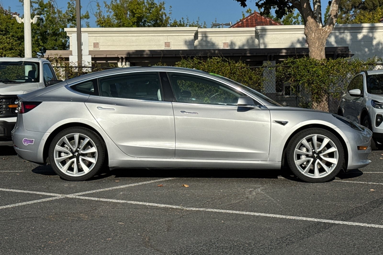 2018 Tesla Model 3 Long Range photo 2