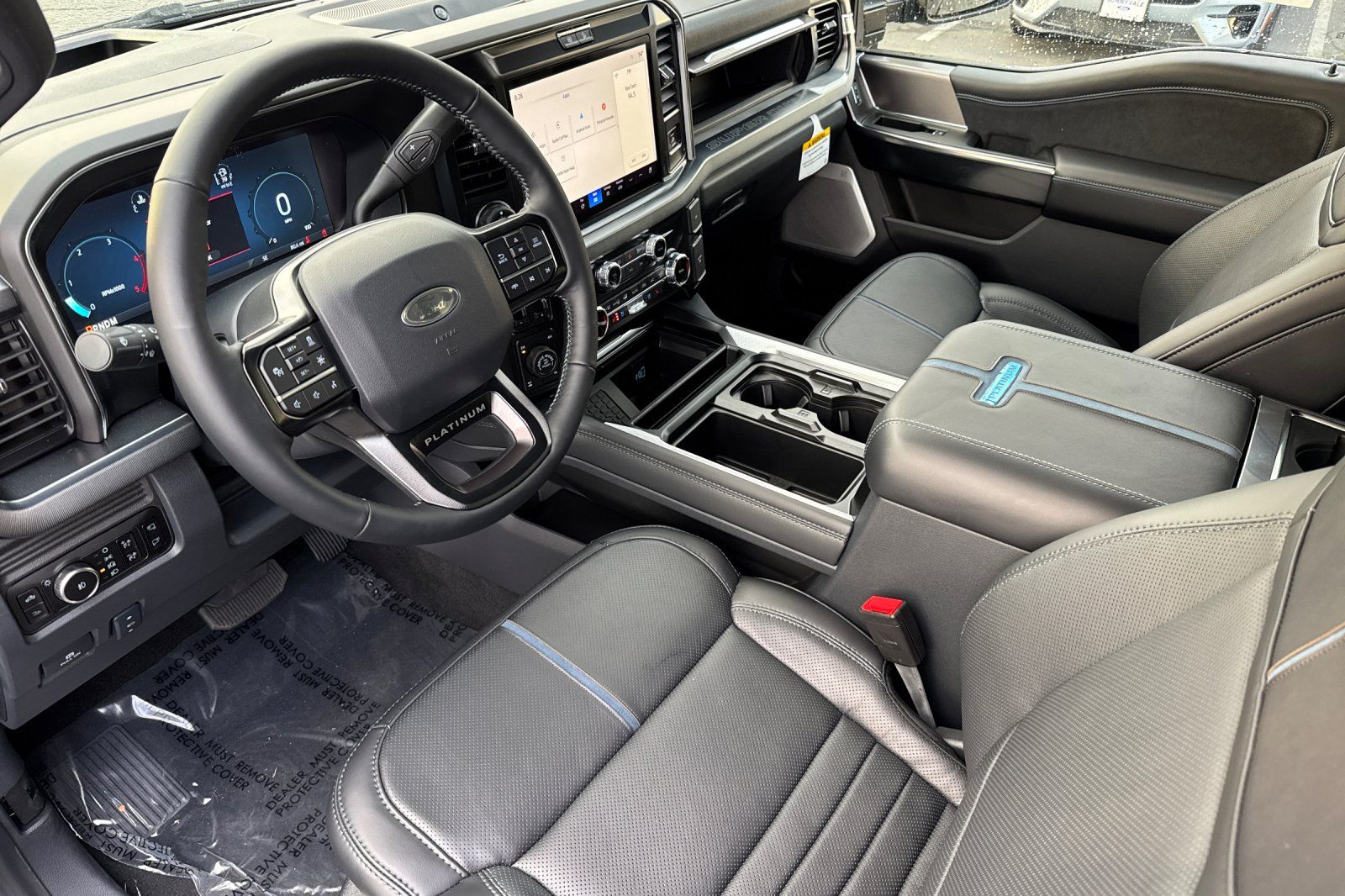 2026 Ford F-350 Super Duty Platinum - Photo 9