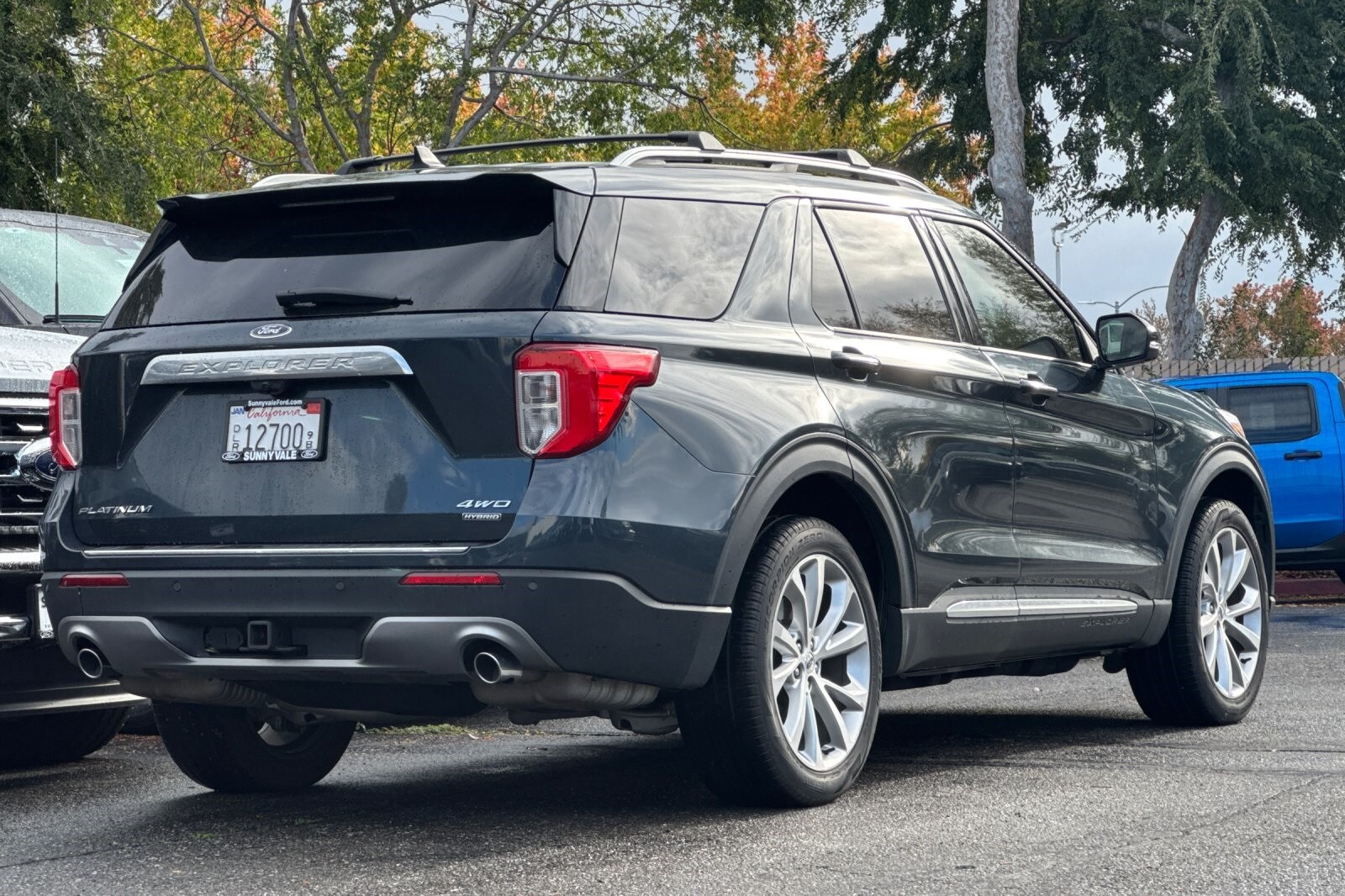 2022 Ford Explorer Platinum photo 4