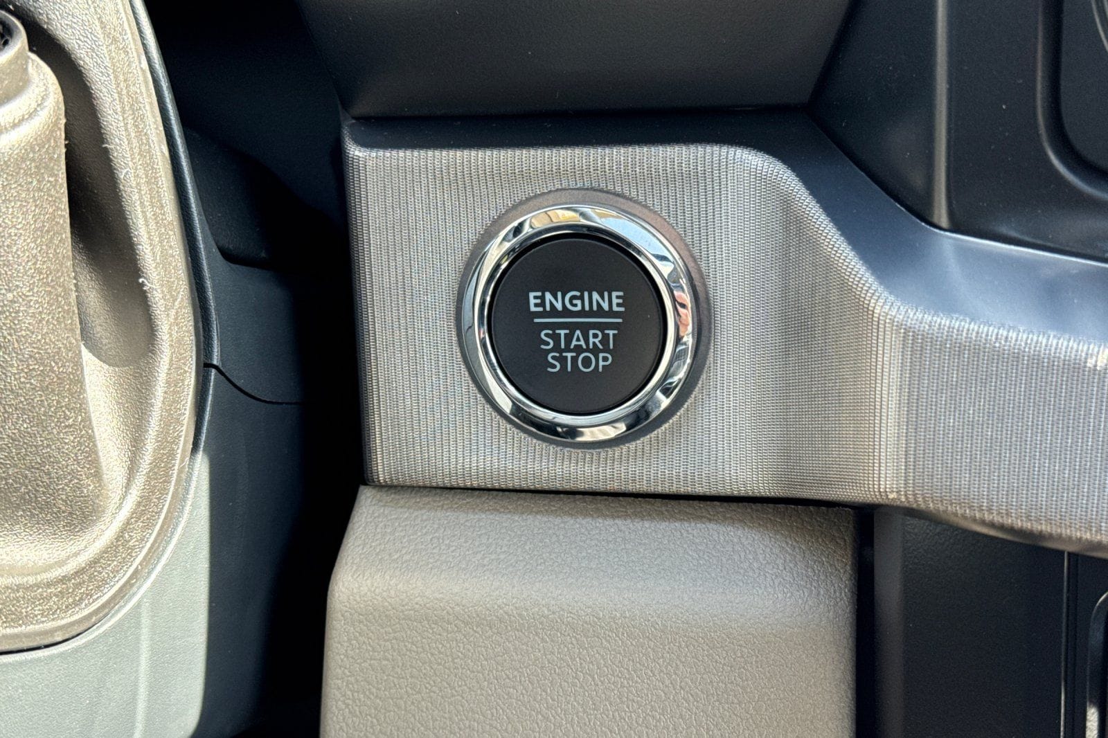 2025 Ford F-350 Super Duty Platinum - Photo 21