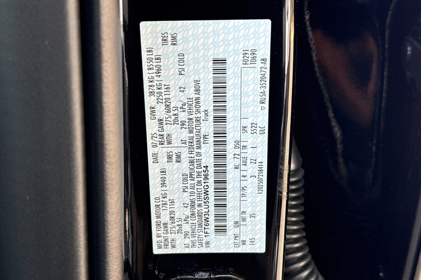2025 Ford F-150 Lightning Flash - Photo 24