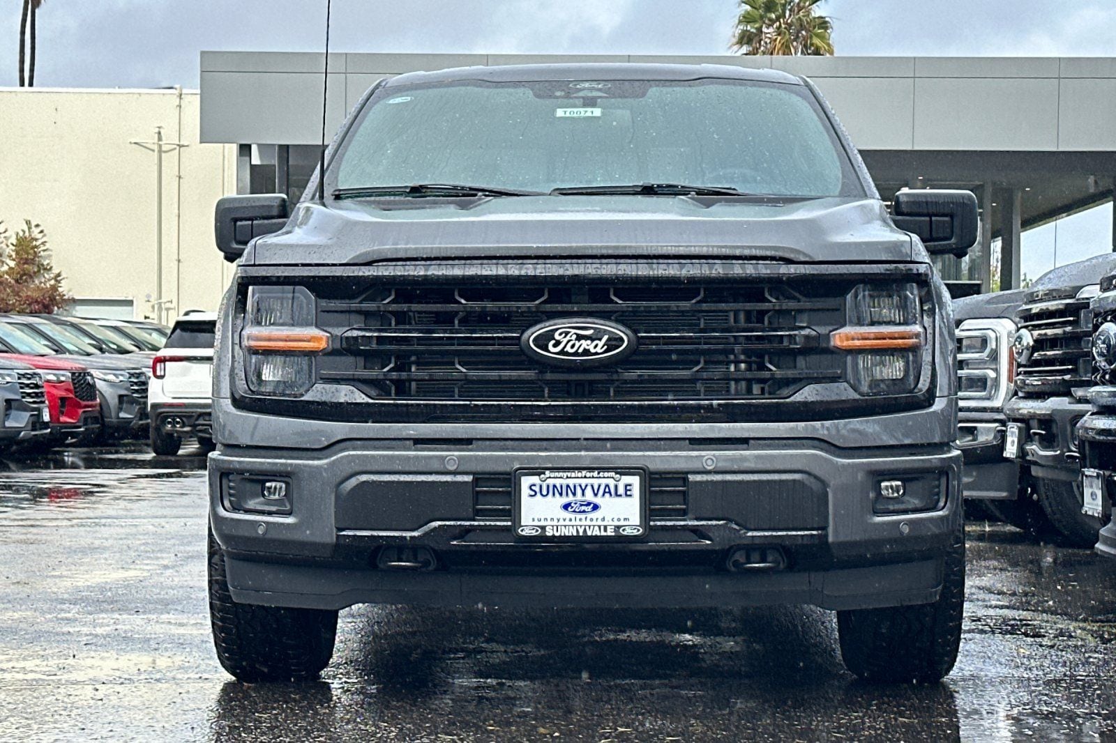 View vehicle photo 3