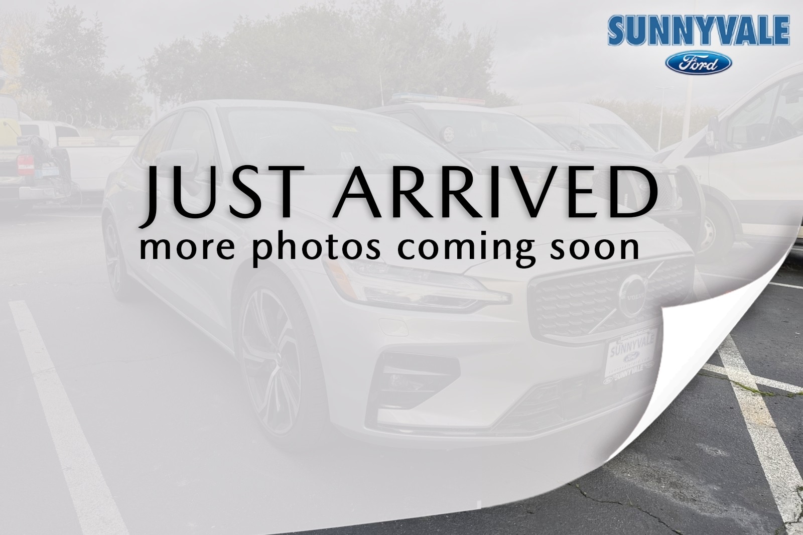 2024 Volvo S60 Core's photo