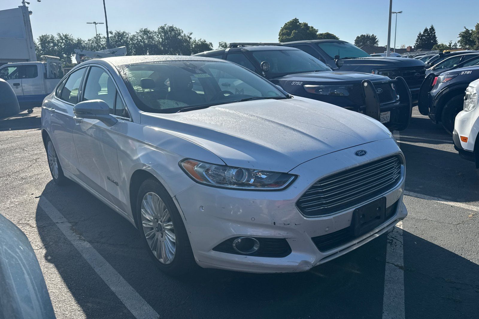 2013 Ford Fusion Hybrid SE photo 2