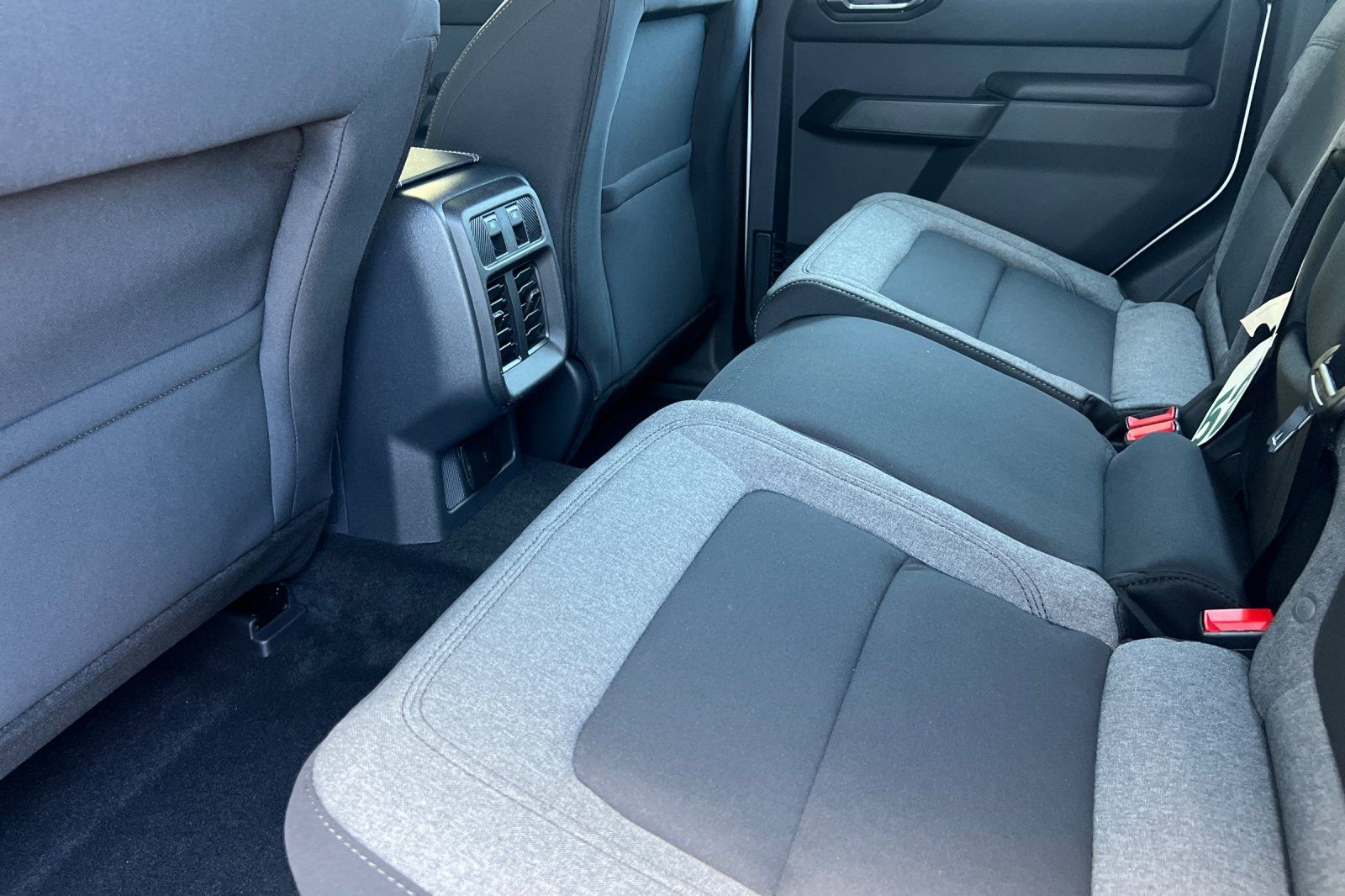 2025 Ford Bronco 4-Door Base - Photo 11