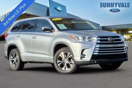 Featured Used 2018 Toyota Highlander LE Plus SUV for Sale near Fremont, CA