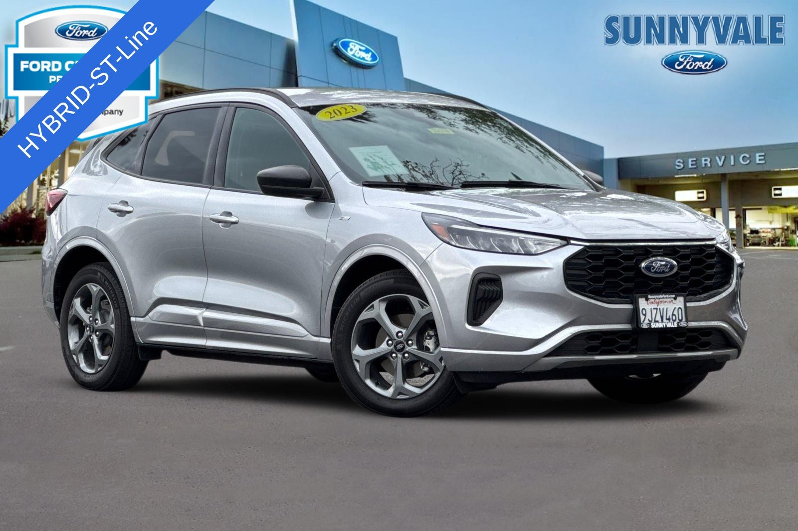 2023 Ford Escape Hybrid ST-Line photo 1