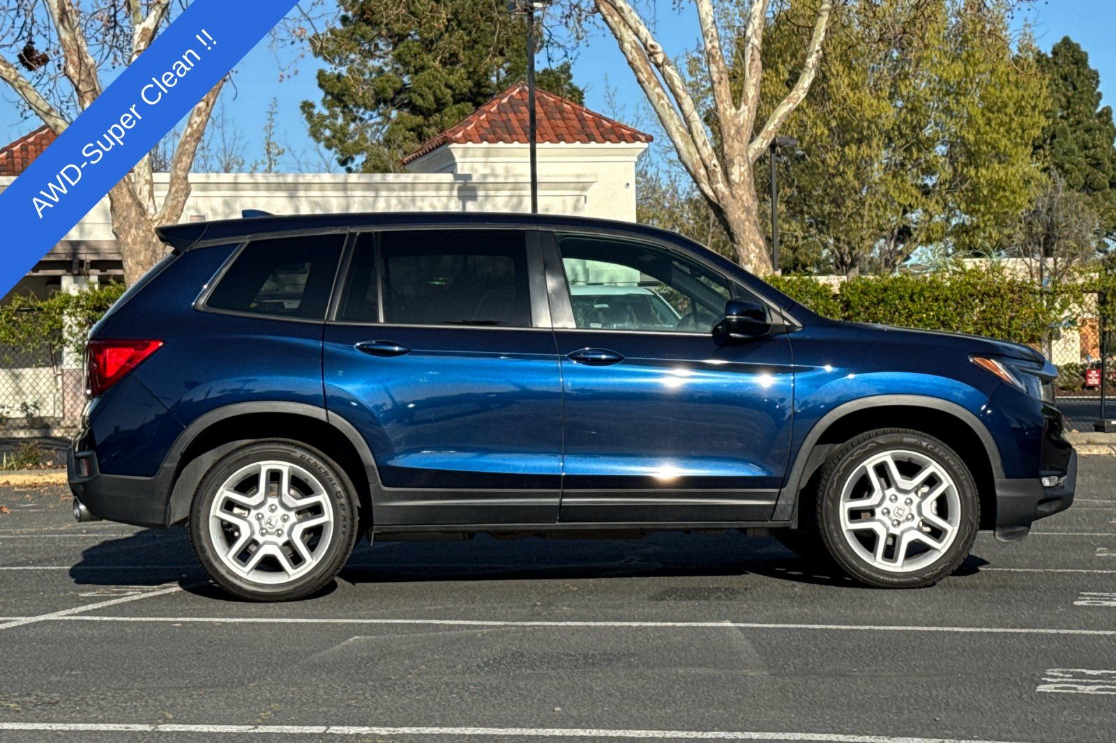2024 Honda Passport EX-L photo 2