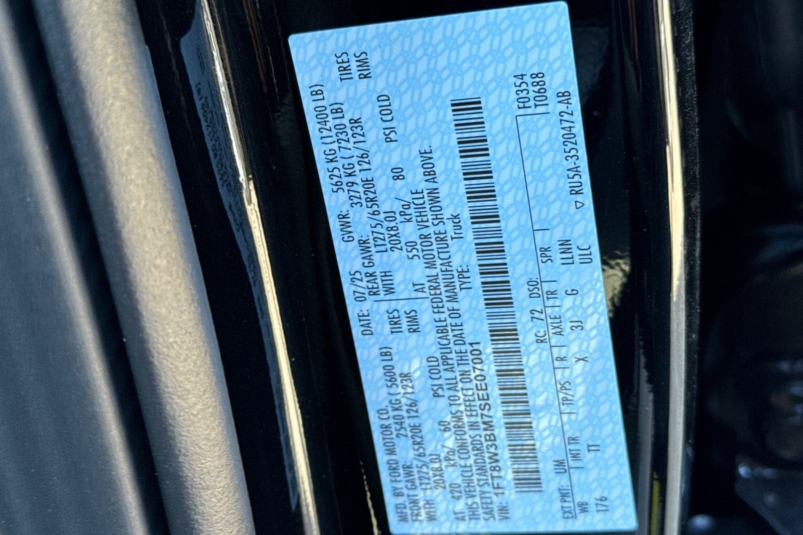 2025 Ford F-350 Super Duty Platinum - Photo 24
