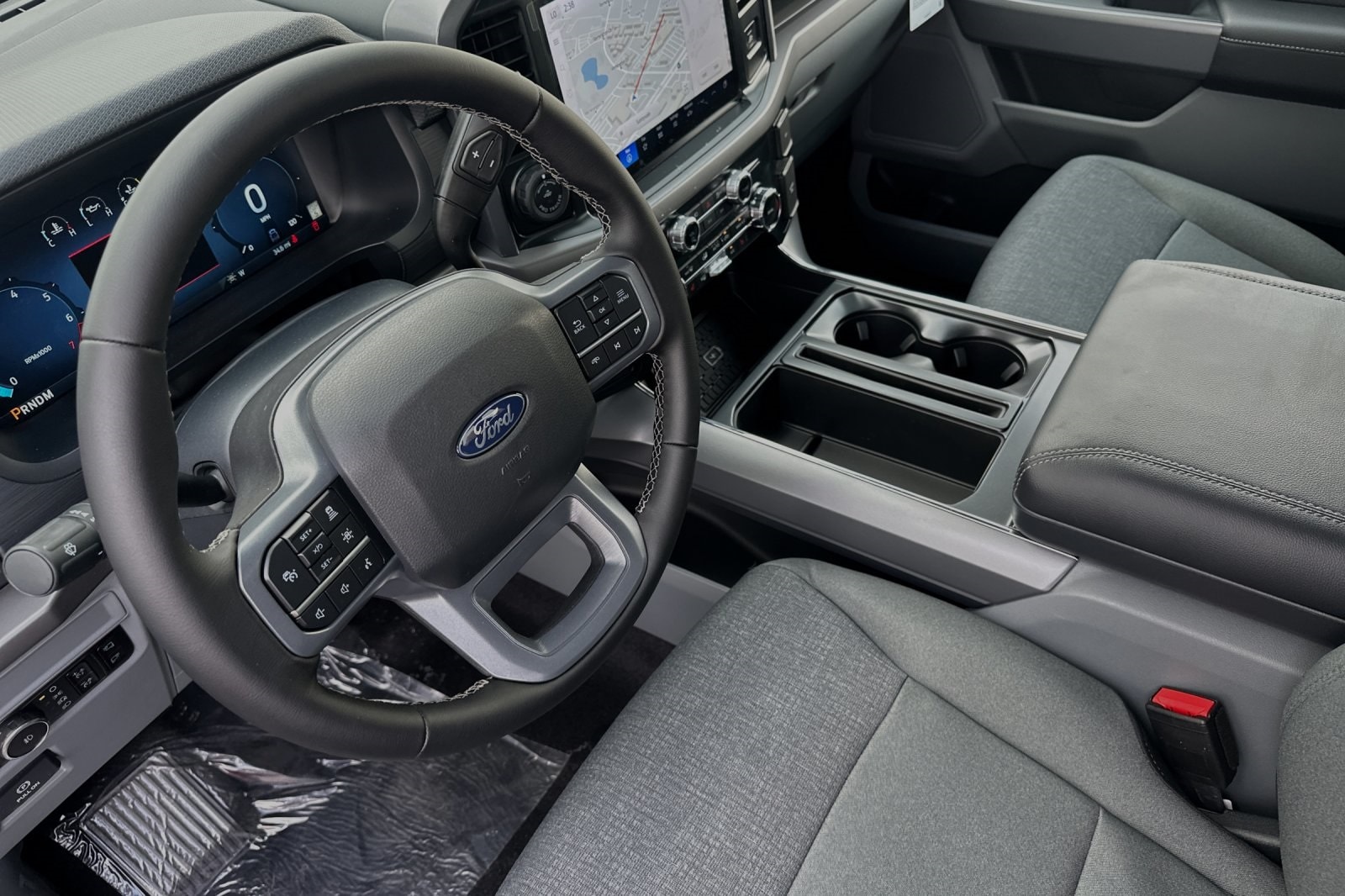 2025 Ford F-150 XLT - Photo 9