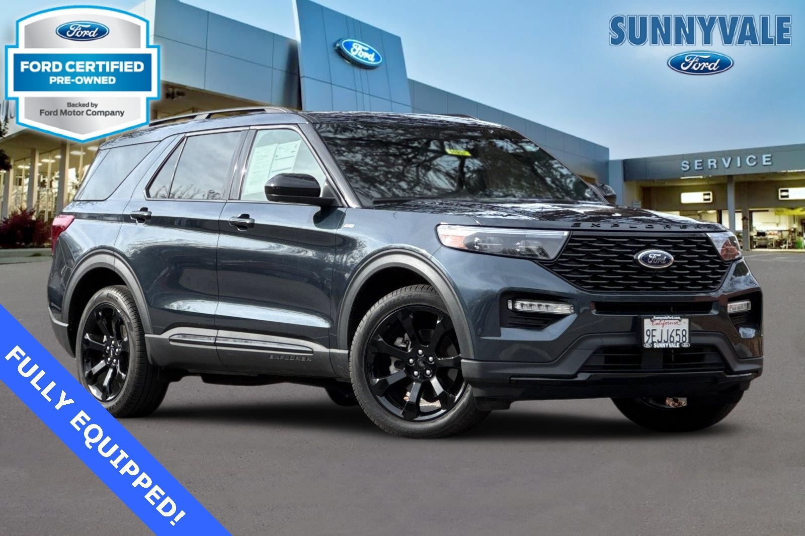 2022 Ford Explorer ST-LINE's photo